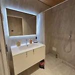 アパート Anima Lignea Two-room In The Center Of ボルミオ
