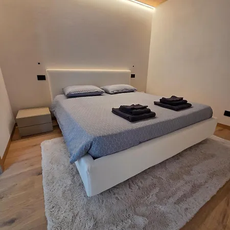Anima Lignea Two-room In The Center Of * ボルミオ